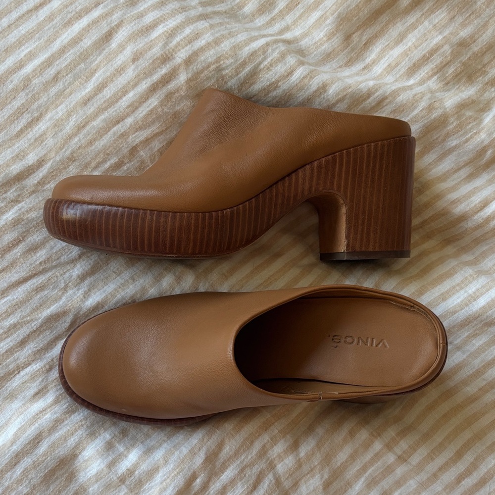 Vince clogs